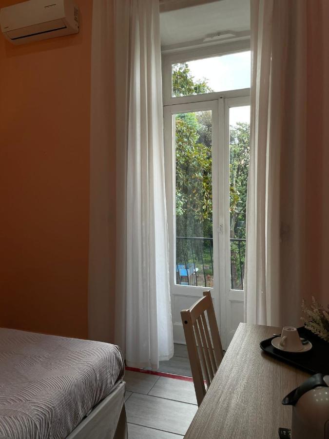 Holiday Naples Art Rooms エクステリア 写真