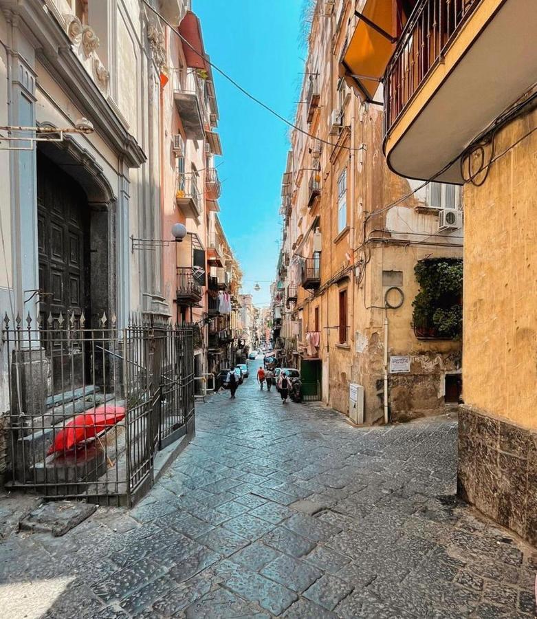 Holiday Naples Art Rooms エクステリア 写真